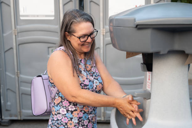 Professional porta potty rental in Teutopolis, IL